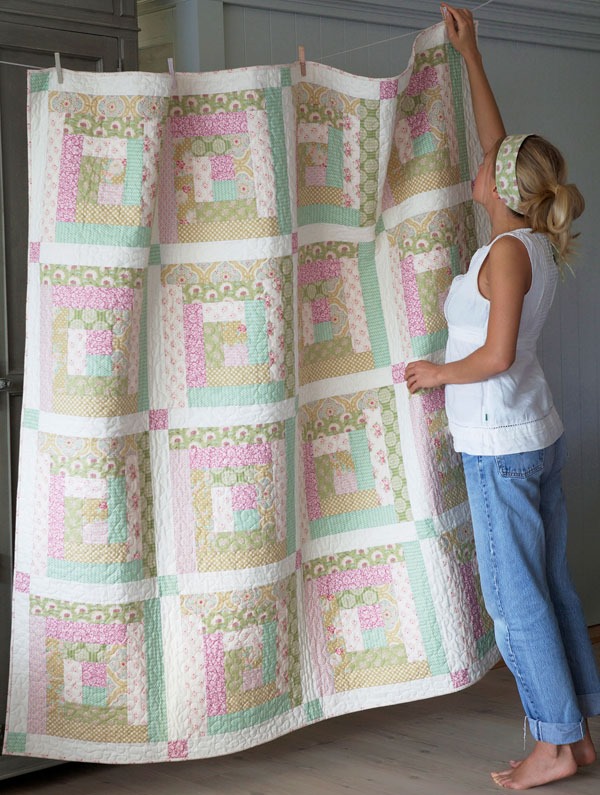 Apple-Bloom-quilt-free-pattern