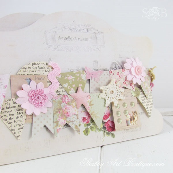 Easy DIY shabby scraps garland by Shabby Art Boutique. Click for quick and easy tutorial ir PIN for use later.
