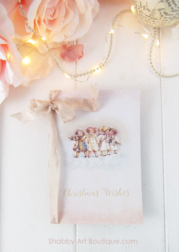 Sweet vintage Christmas Wish List folder to hold all your shopping lists. Click to download free printable from Shabby Art Boutique.