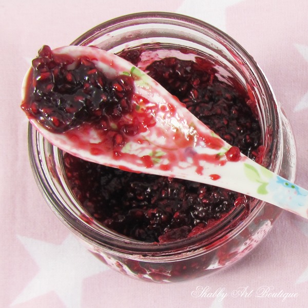 Easy to make microwave raspberry jam - Recipe available on Shabby Art Boutique