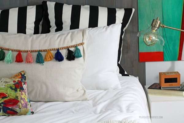 Boho-Master-Bedroom-Tassel-Trim-Pillows-02