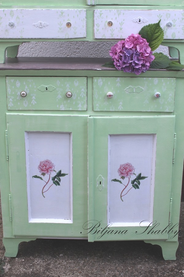 Shabby chic kredenca (33)