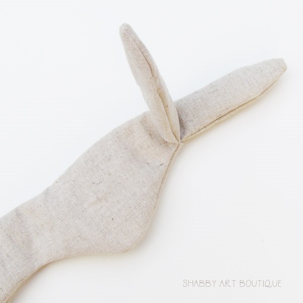 Turorial and full sized pattern to make look-a-like Maileg Rabbit from Shabby Art Boutique
