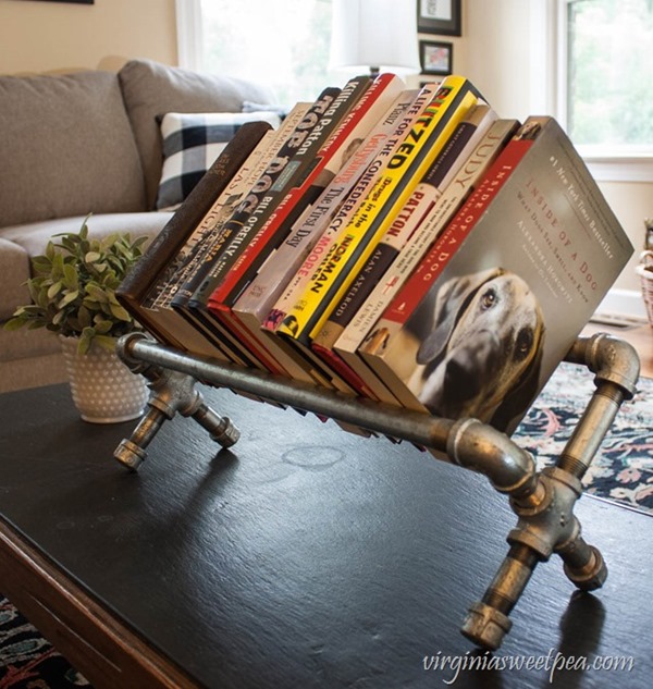 DIY-Industrial-Pipe-Bookshelf-5_thumb