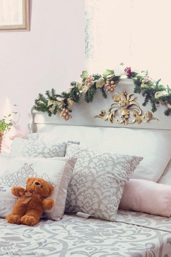 Christmas-in-the-guest-bedrooms-2017-12