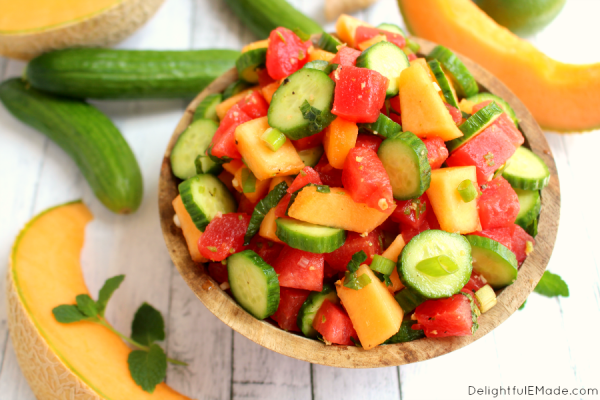 Cucumber-Melon-Fruit-Salad-DelightfulEMade.com-hz1-600x400