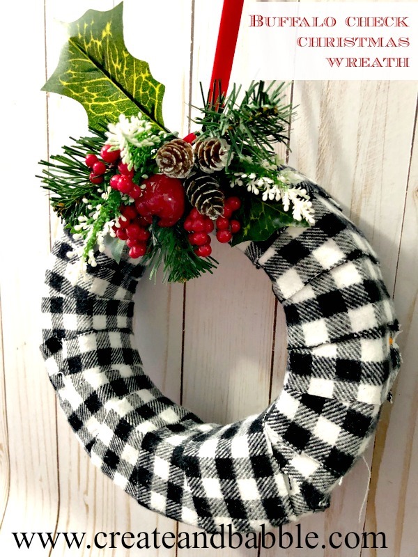 Buffalo-Check-Christmas-Wreath