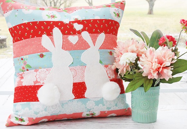 Spring-Bunnies-in-Love-PIllow