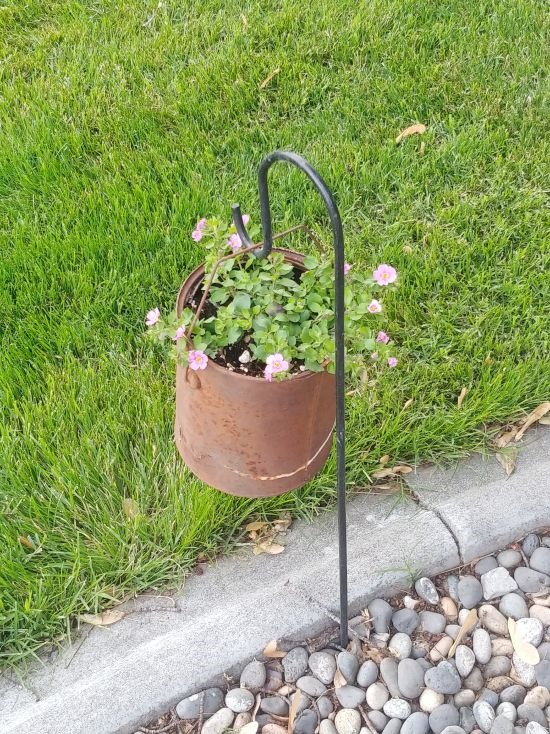 paint can planter small