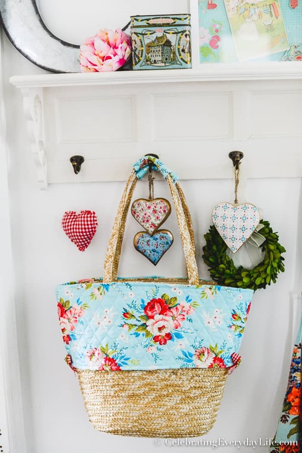 How-to-Make-an-Easy-DIY-Summer-Tote-1
