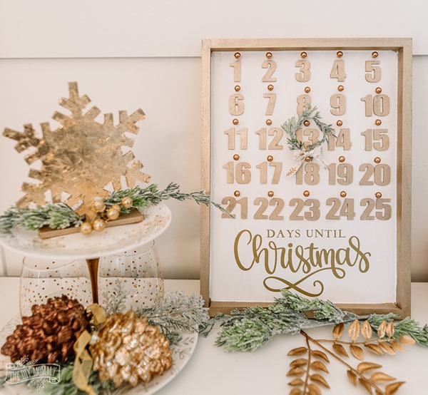 DIY-Dollar-Store-Christmas-Countdown-Calendar