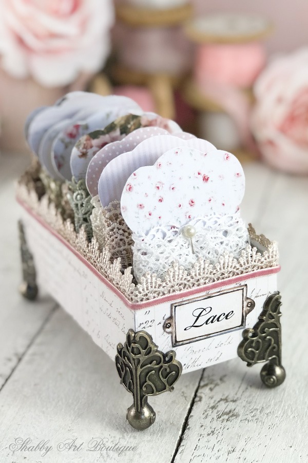 Lace Board Box with metal feet project for the April Handmade Club at Shabby Art Boutique