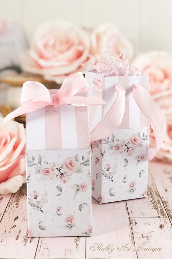 Make these pretty shabby gift boxes for Mothers Day using the free printable from Shabby Art Boutique