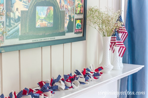 Patriotic-Mantel-and-Living-Room-Decor-19