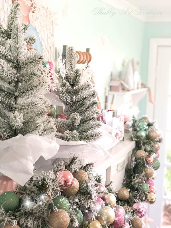 Christmas in the Craft Room - Shabby Art Boutique